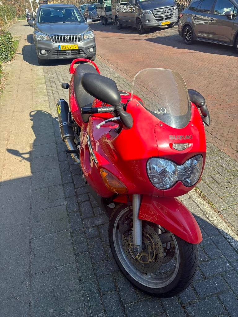 Suzuki GSX 600F (Katana) 2000, Motoren, Motoren | Suzuki, Sportuitlaat, 4 cilinders, Motorrijbewijs A, Particulier