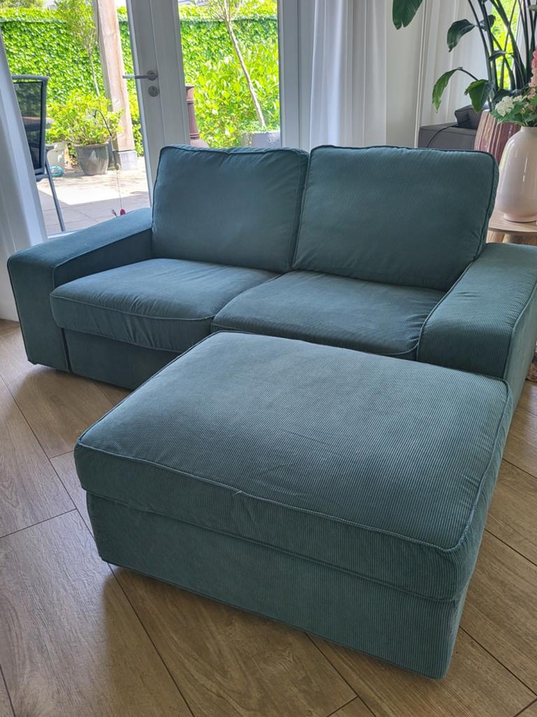 Ikea kivik 2-zitsbank met voetenbank - hocker, Gebruikt, Modern, Scandinavisch, Verzenden, 150 tot 200 cm