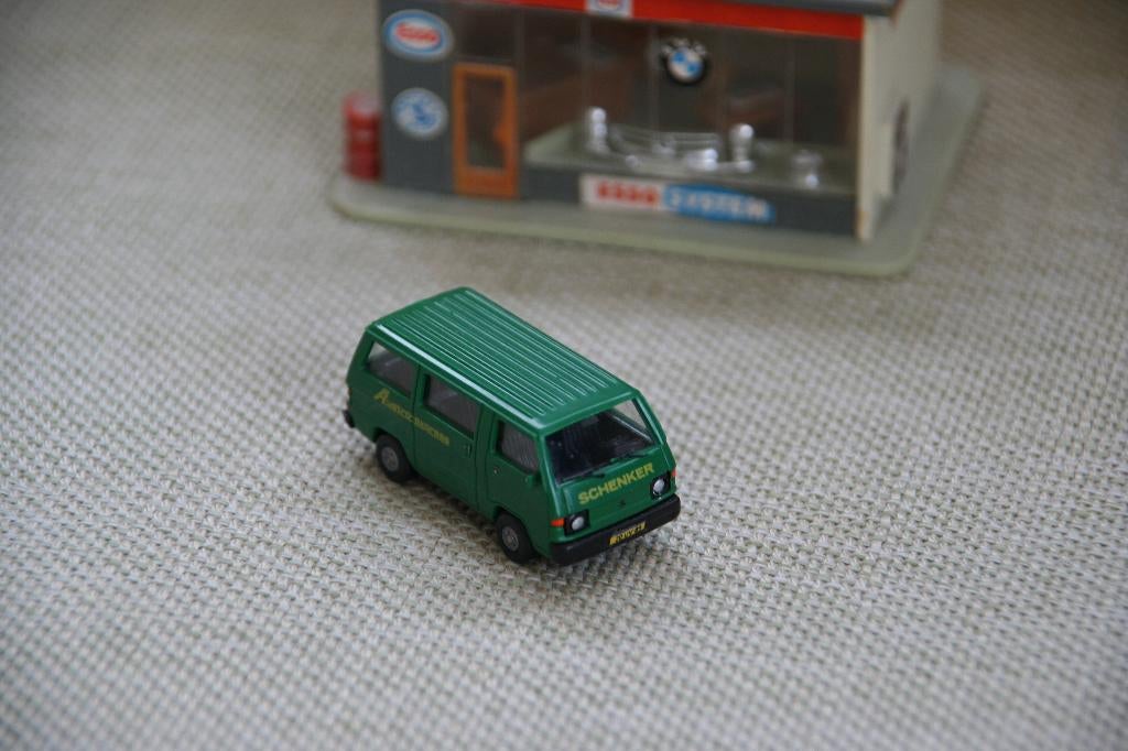 RIETZE 1:87, Mitsubishi L300 personen uitvoering (4), Ophalen of Verzenden, Zo goed als nieuw, Auto, Rietze