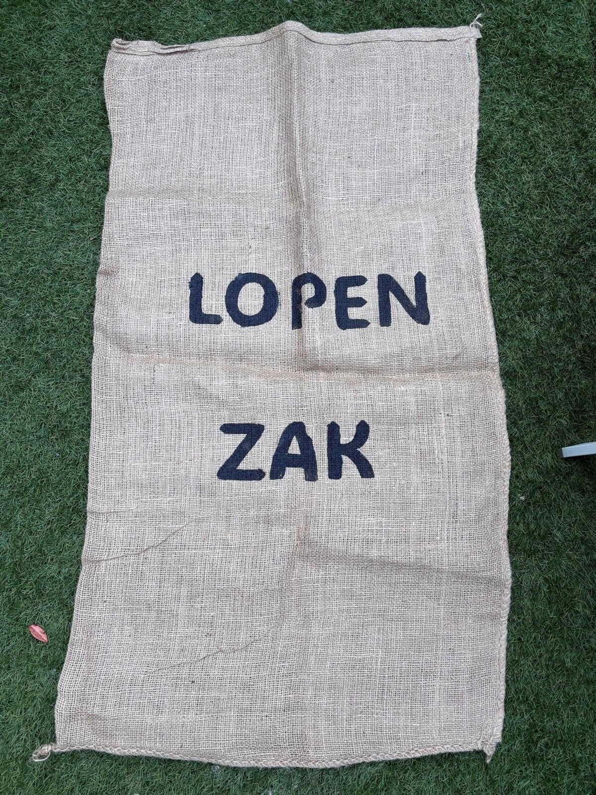 Jute zak, jutezak, zaklopen, springen, Ophalen of Verzenden, Nieuw
