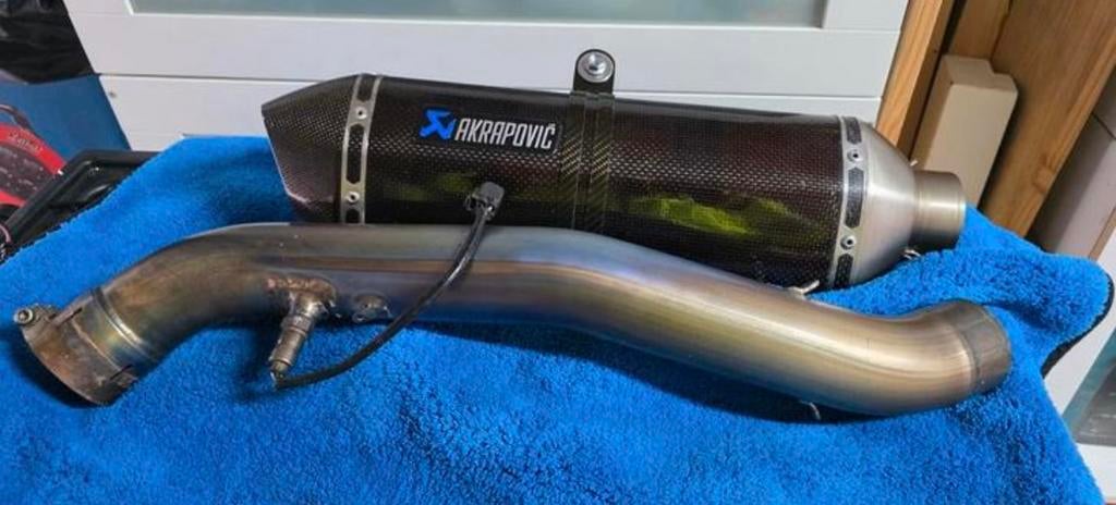 Akrapovic uitlaat met linkpipe voor Suzuki GSXR (origineel), Ophalen of Verzenden, Gebruikt
