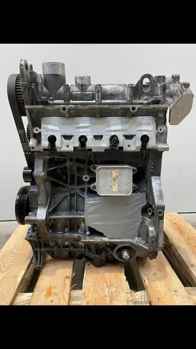 Cjz 1.2 motor turbo cillinderkop versnellingsbak, Ophalen of Verzenden, Gebruikt, Audi