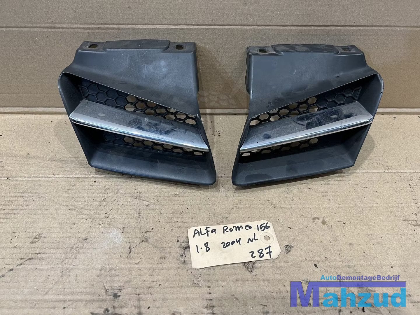 ALFA ROMEO 156 Grille 1997-2005, Auto-onderdelen, Gebruikt, Dpofca@stellantis.com, Stellantis Europe S.p.A., Ophalen of Verzenden