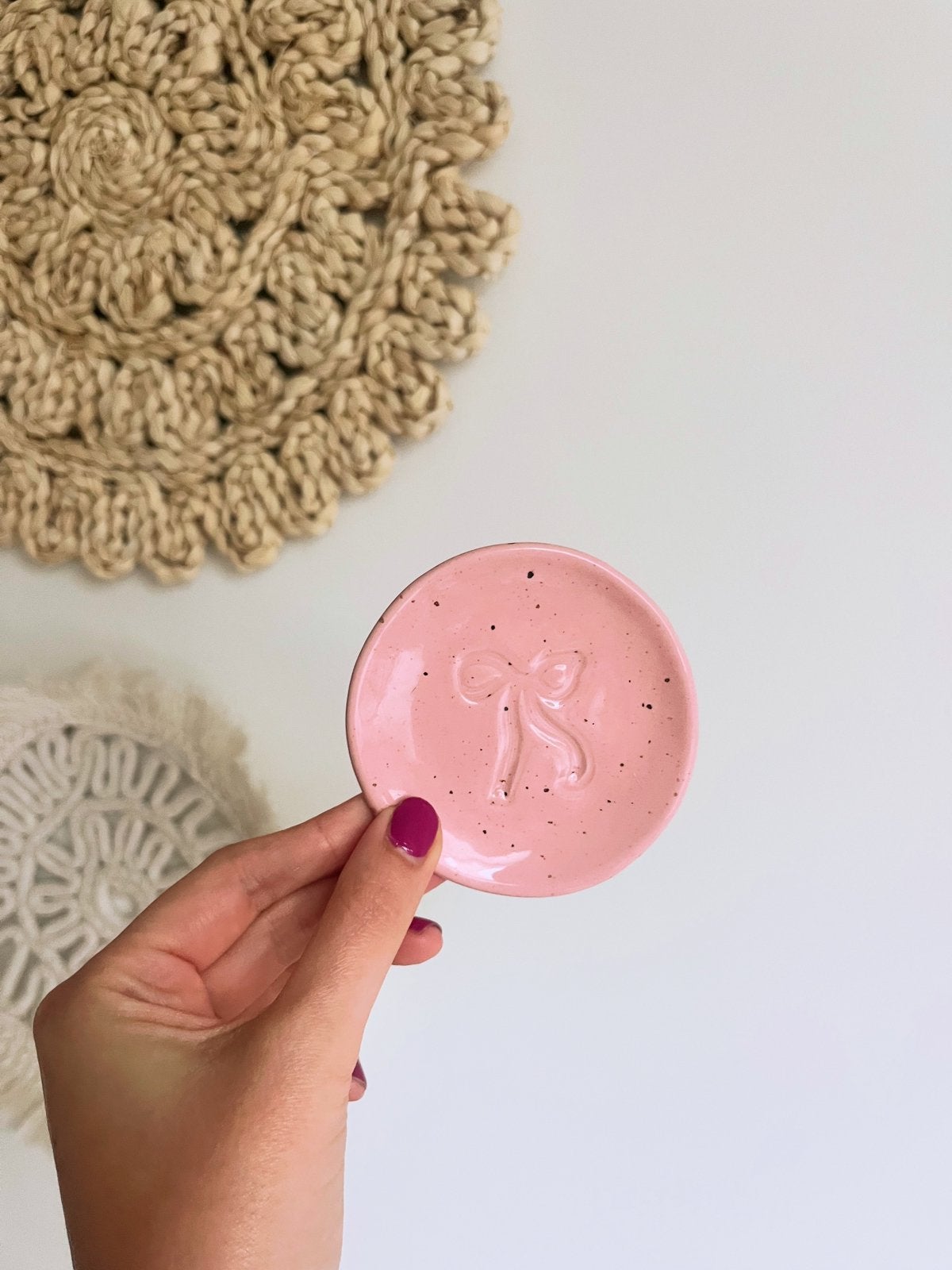 Theetipjes roze spikkel strik handgemaakt, Huis en Inrichting, Keuken | Servies, Nieuw, Overige stijlen, Keramiek, Ophalen of Verzenden