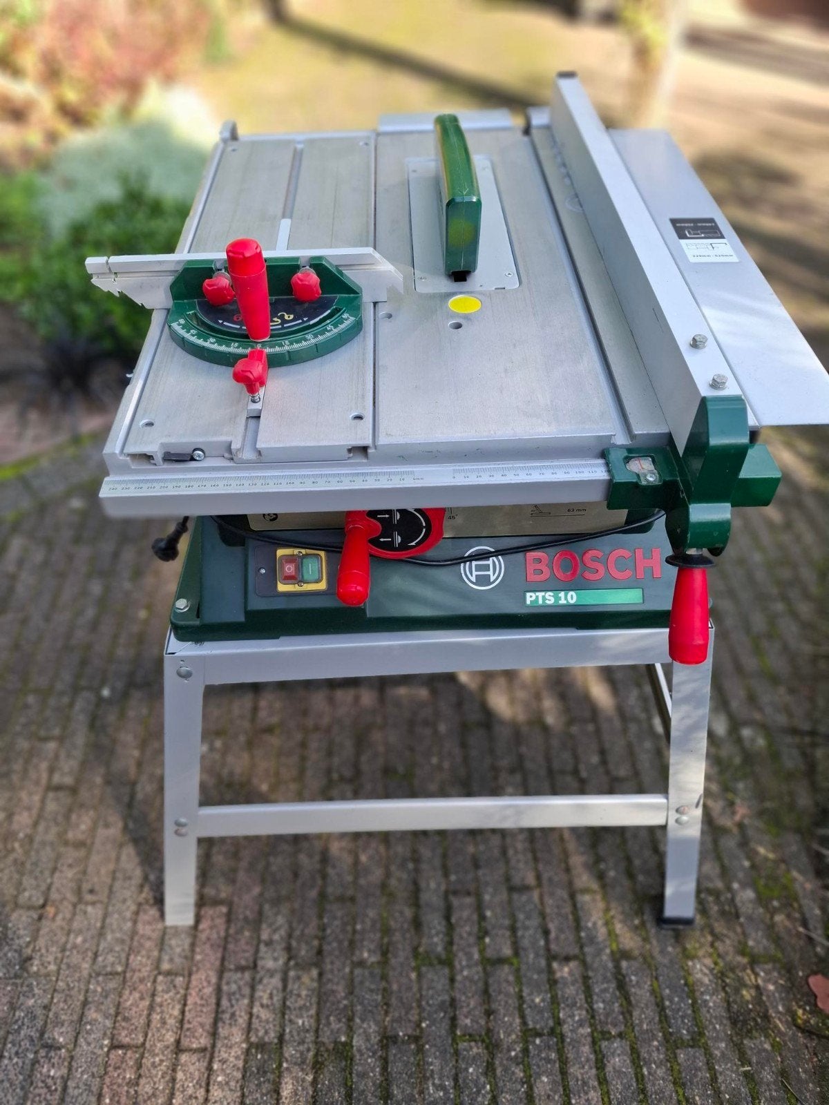 Bosch PTS 10 Tafelzaag met onderstel en rollenbok, Ophalen, Gebruikt, Cirkelzaag, 70 mm of meer