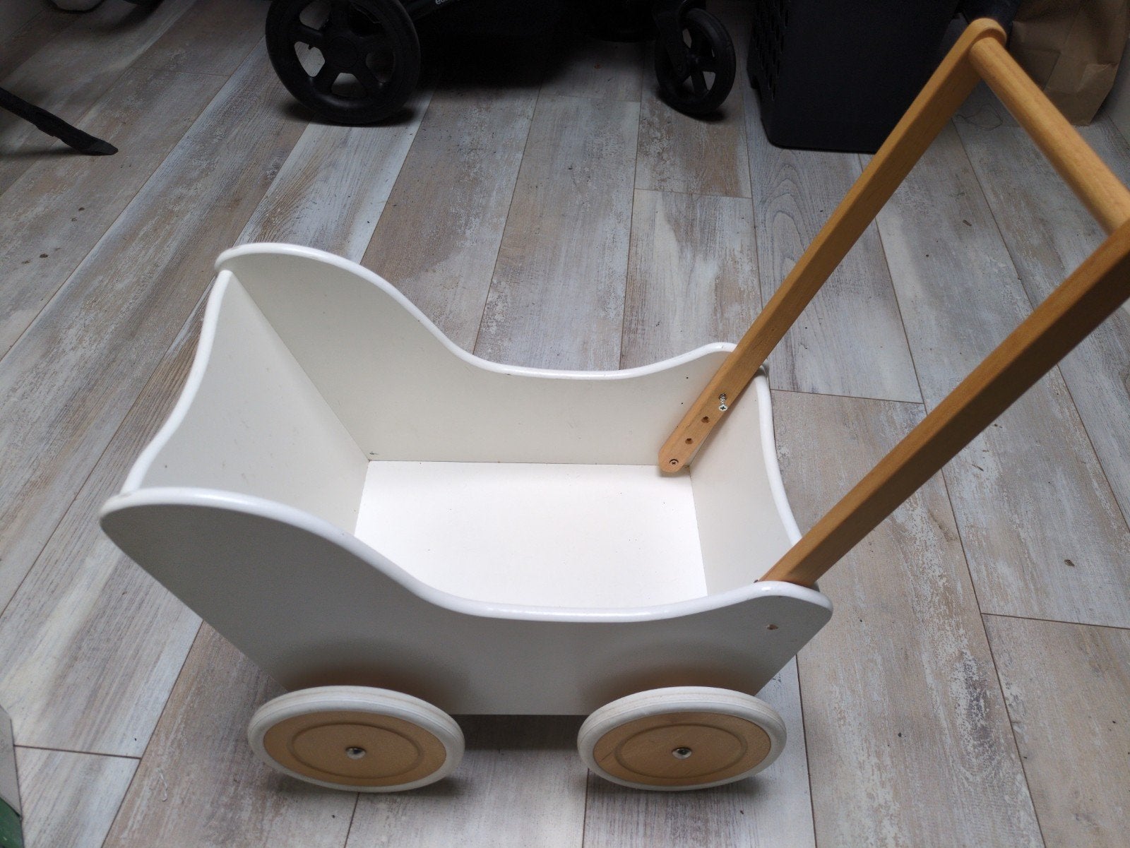 Houten poppenwagen wit met houten wielen, Ophalen, Gebruikt, Overige typen