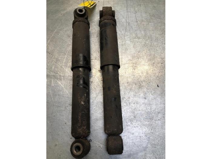 Schokdemper set van een Renault Master, Gebruikt, -, Renault, -