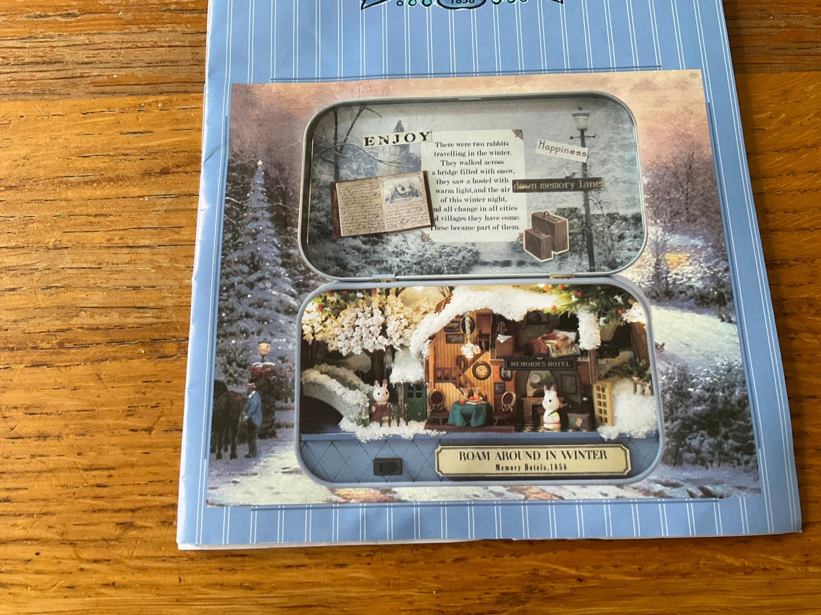 Miniatuurhuisje in box Roam around in winter, Ophalen of Verzenden, Nieuw, Knutselwerk