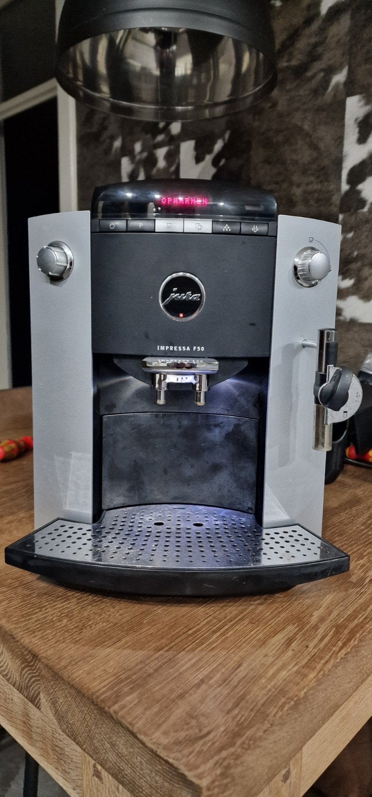 Jura F50 gereviseerd, Ophalen, Koffiebonen, 2 tot 4 kopjes, Afneembaar waterreservoir