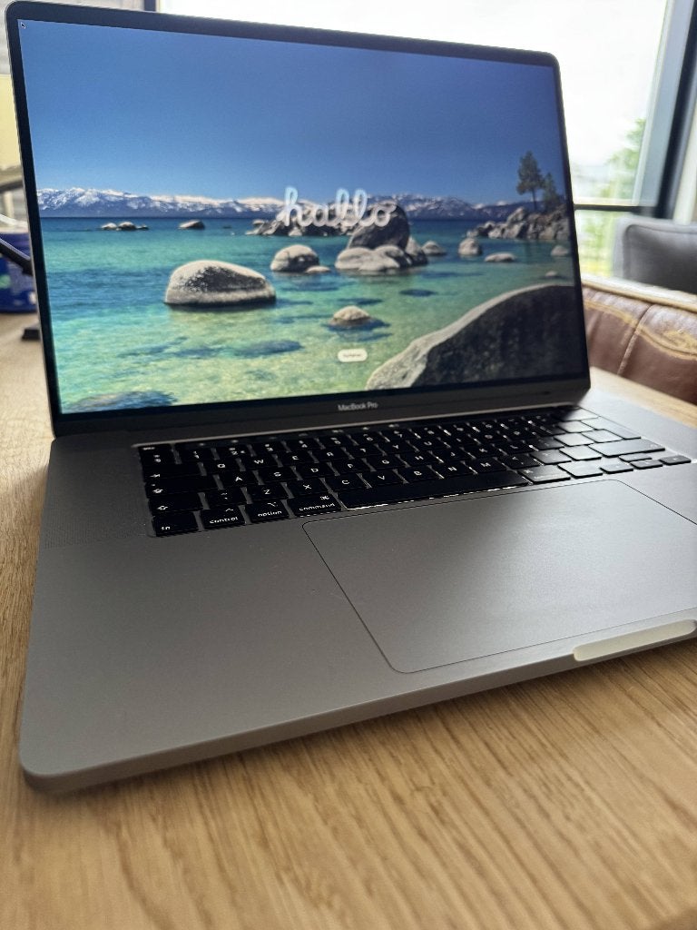 MacBook Pro - Spacegrijs 16 inch, MacBook Pro, Gebruikt, 2 tot 3 Ghz, Qwerty