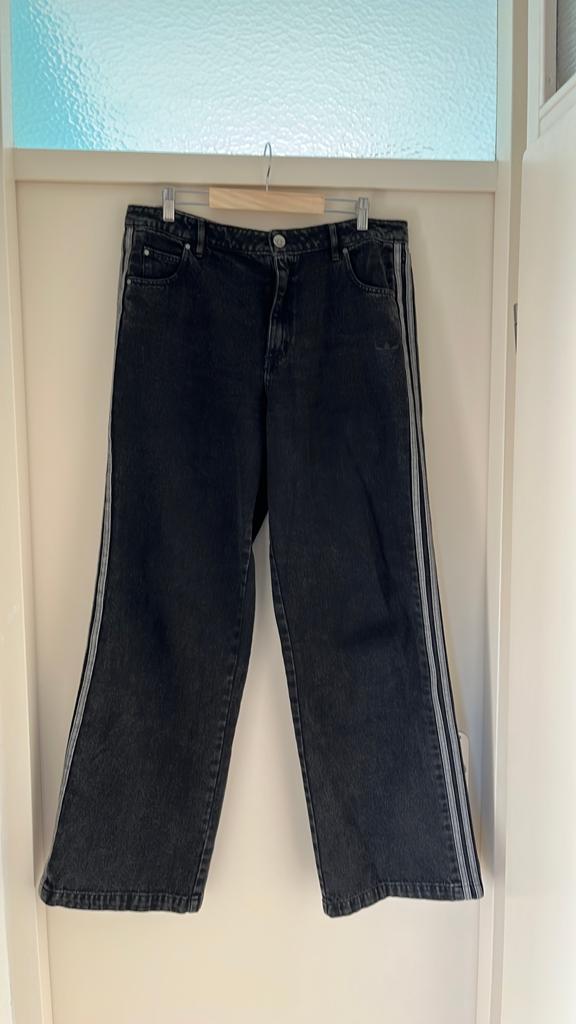 Adidas denim firebird, Ophalen, Zo goed als nieuw, Grijs, Overige jeansmaten