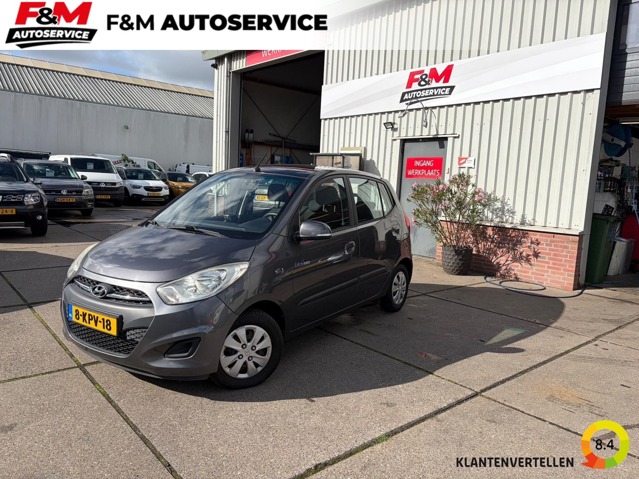 Hyundai i10 1.0 Black pack Airco, trekhaak afneembaar, pdc a, Auto's, Voorwielaandrijving, Euro 5, Stof, Gebruikt