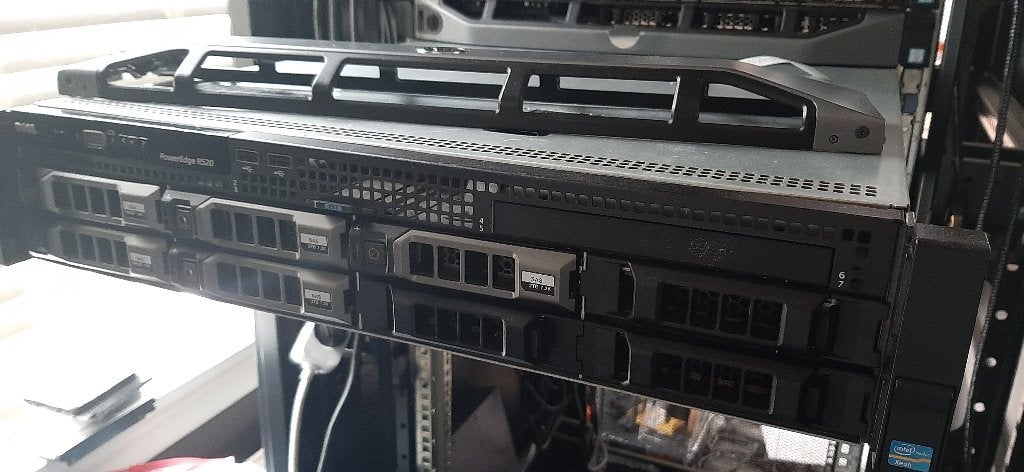Dell PowerEdge R520, Ophalen, 2 tot 3 Ghz, 32 GB, Gebruikt