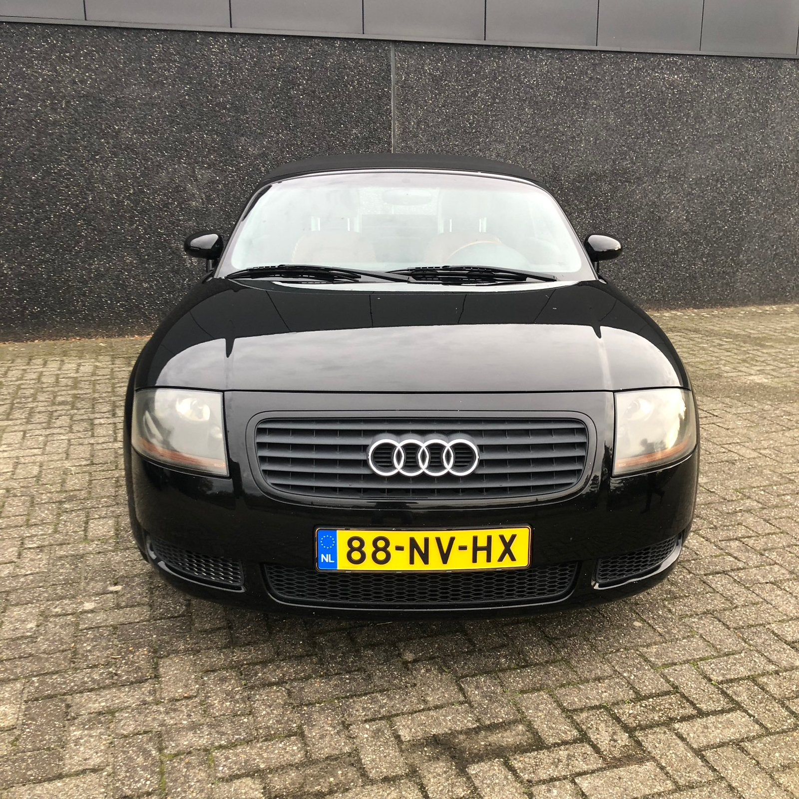 Audi TT 1.8 T Roadster Quattro 165KW 2000 Zwart, foto 6