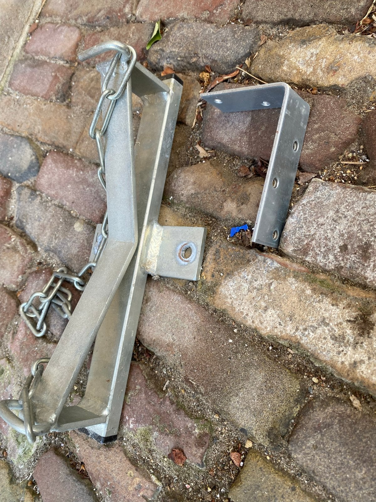Metalen beugel met ketting en hoekbeugel, Ophalen of Verzenden, Gebruikt