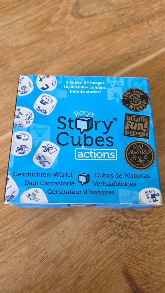 Rory's Story Cubes Actions - Verhaalblokjes, Vijf spelers of meer, Ophalen of Verzenden, Zo goed als nieuw, The Creativity Hub
