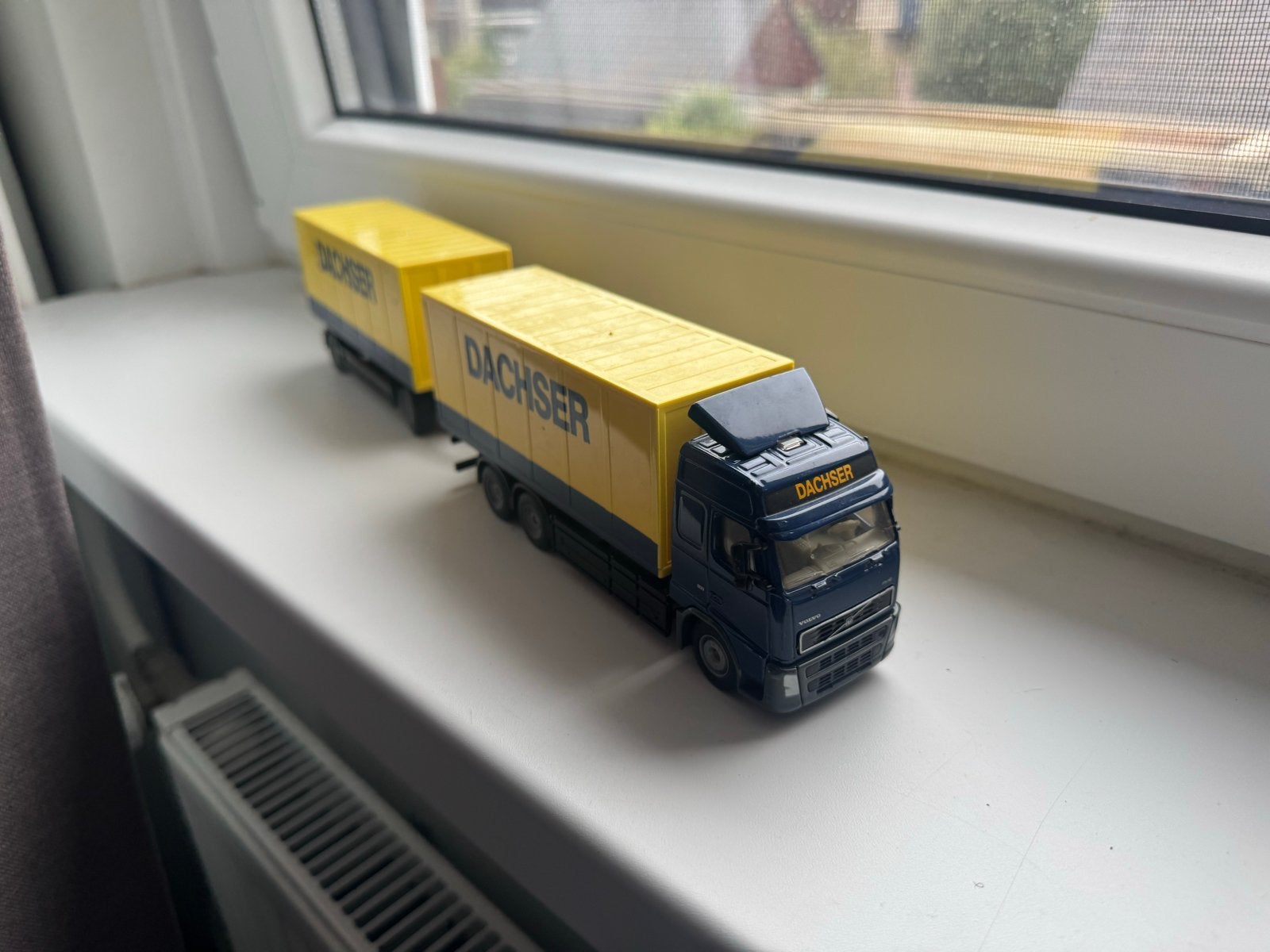 Siku Dachser vrachtwagen met aanhanger, Ophalen of Verzenden, Zo goed als nieuw