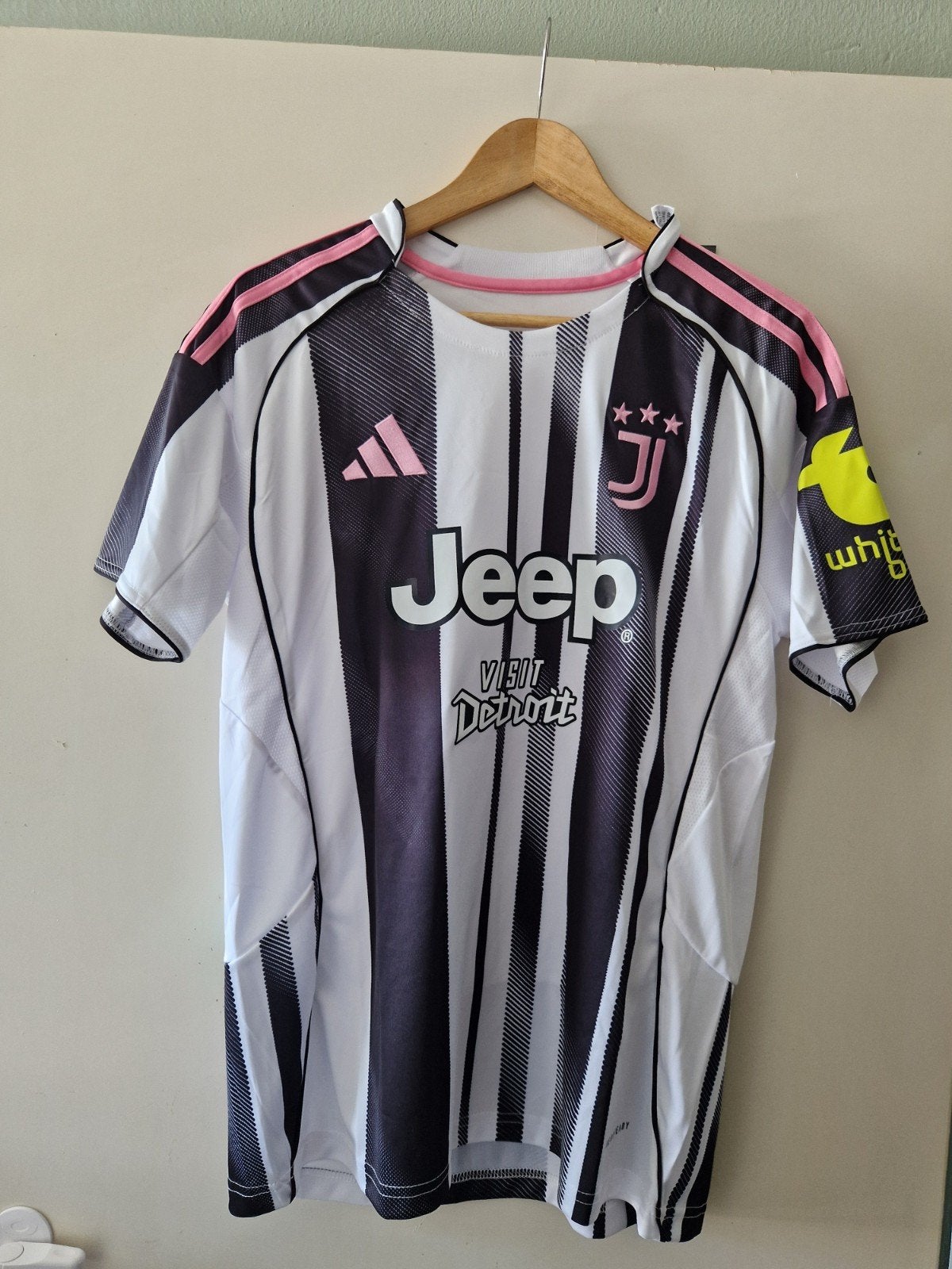 Juventus Whitebit Thuisshirt 2025/2026 Maat M Nieuw, Maat M, Verzenden, Nieuw, Shirt