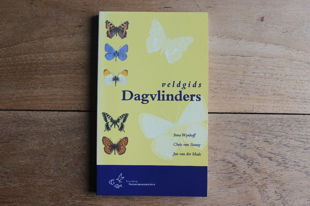Veldgids Dagvlinders - Vereniging Natuurmonumenten - 225 p., Ophalen of Verzenden, Zo goed als nieuw, Natuur algemeen