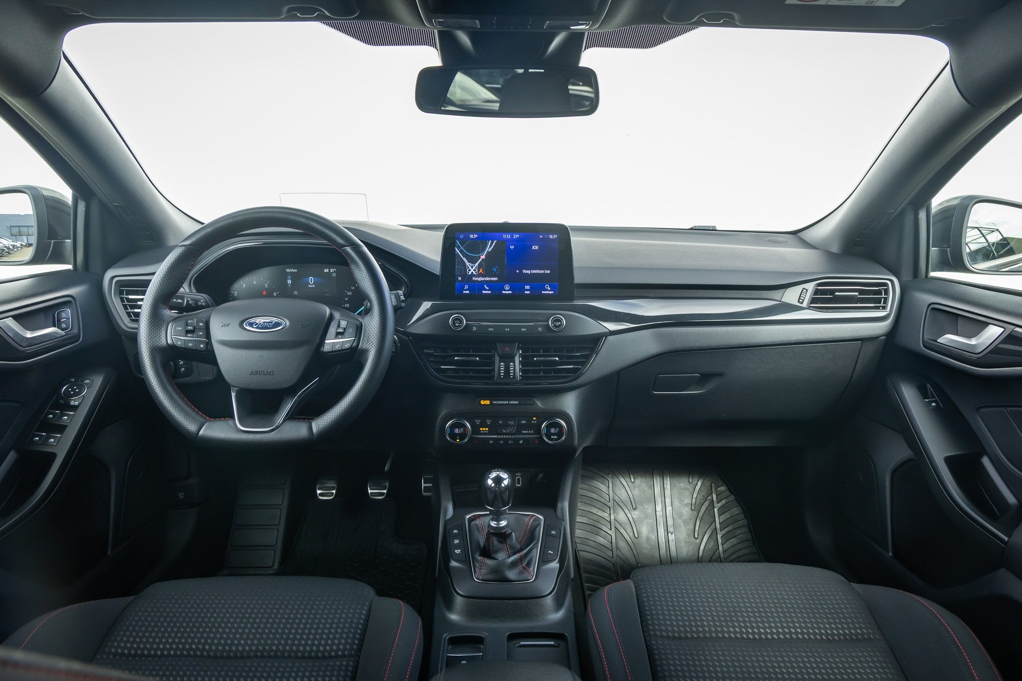 Ford Focus 1.0 ST-Line X Business Trekhaak | Stoelverwarming, Auto's, Origineel Nederlands, Hybride Elektrisch/Benzine, Zilver of Grijs