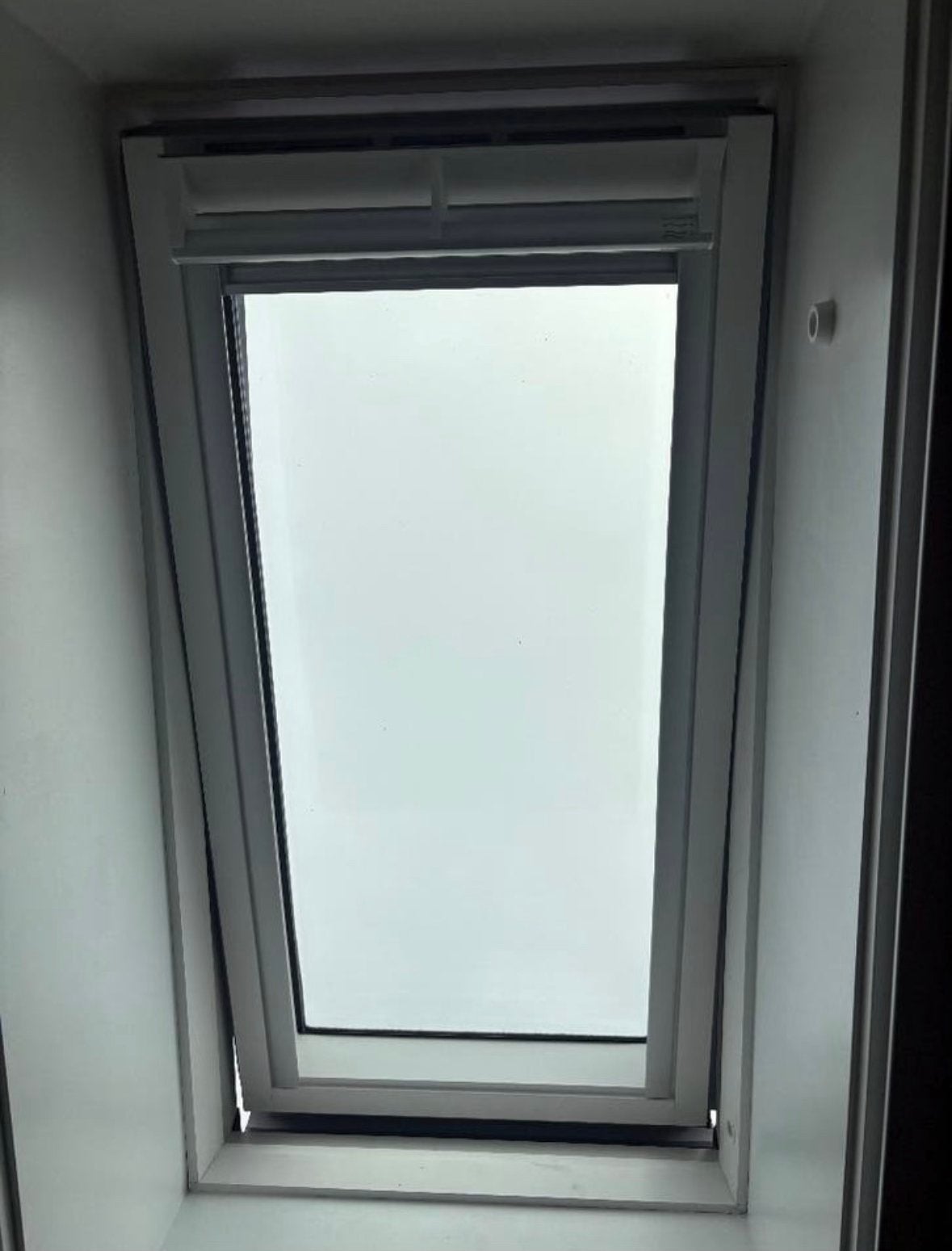 Velux tuimelvenster GGL CK04 2070, Ophalen, Zo goed als nieuw, Dakraam