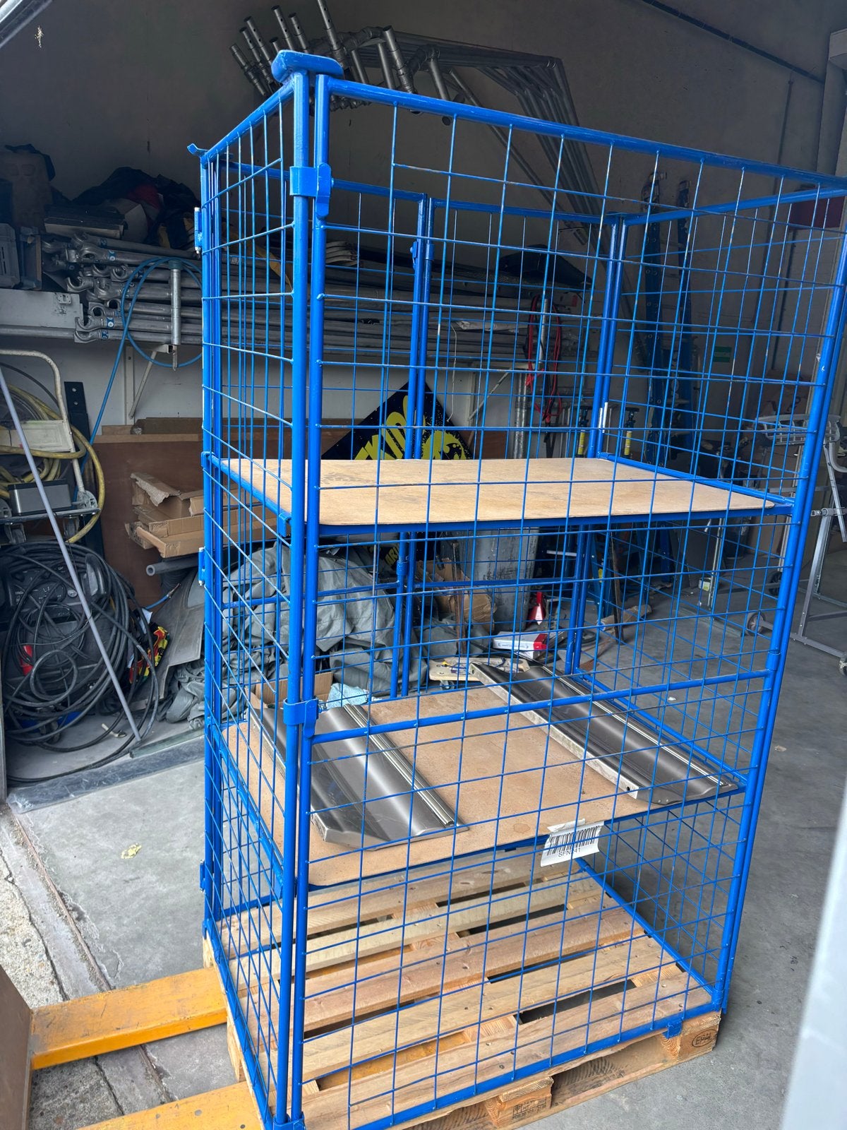 Onderdelenkar / rek / pallet opzet - Blauw, Auto-onderdelen, Ophalen, Nieuw, Spatbord