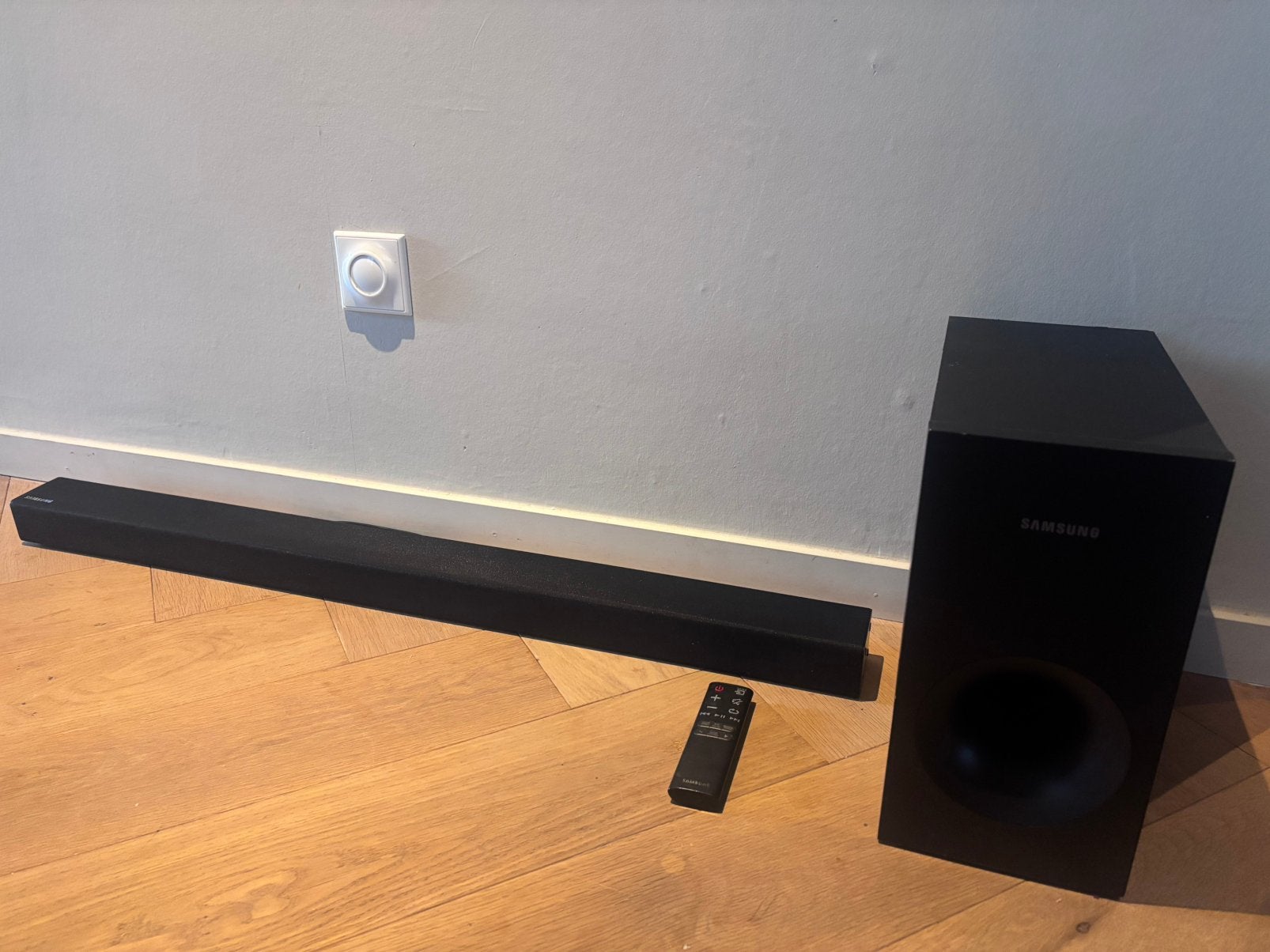 Samsung soundbar incl subwoofer, Ophalen of Verzenden, Zo goed als nieuw