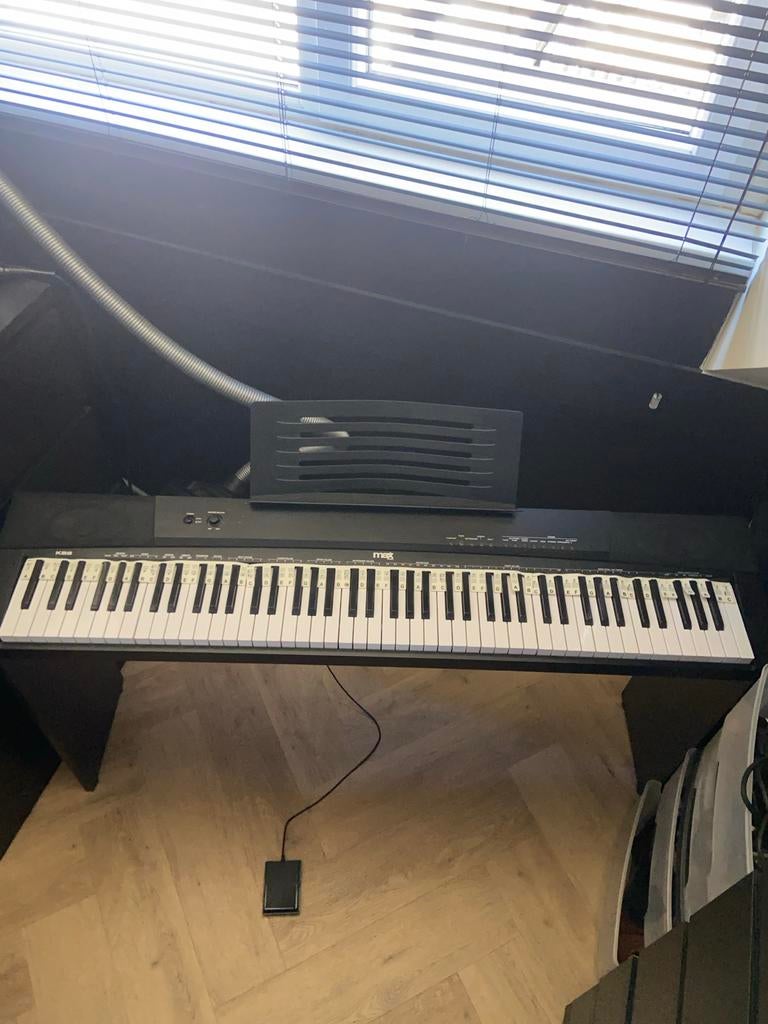 MAX KD6W Digitale Piano met 88 Toetsen, Muziek en Instrumenten, Piano's, Ophalen, Zwart, Digitaal, Zo goed als nieuw