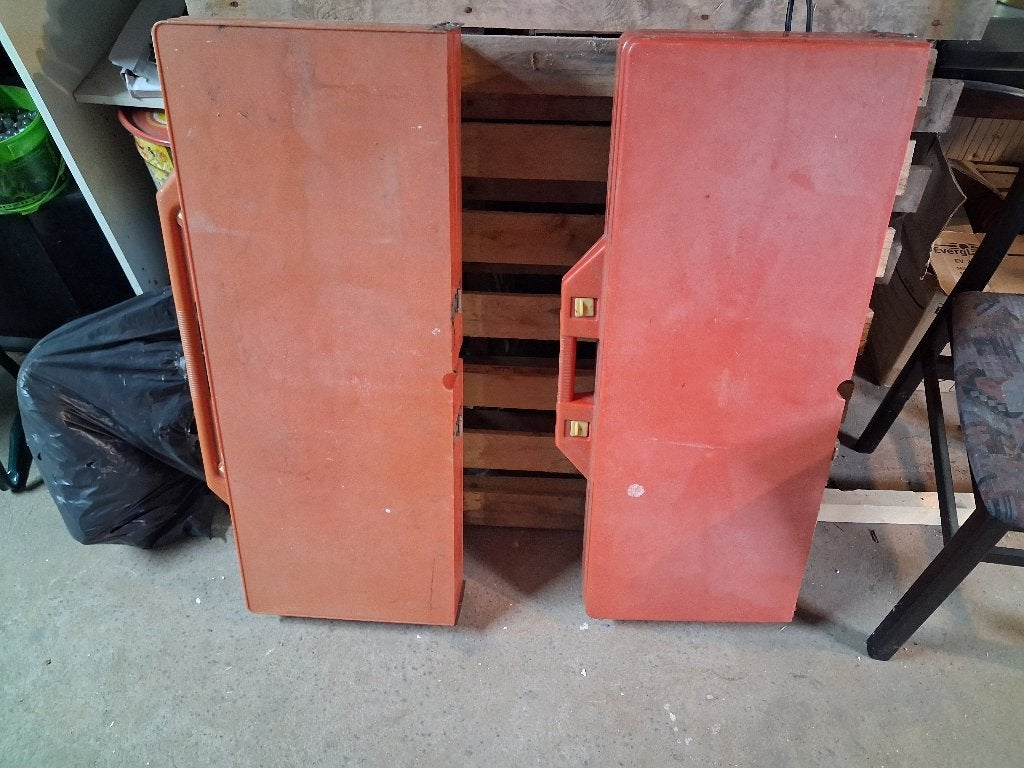 2x4 persoons plastic picknicktafel met vaste zitjes, Ophalen, Overige materialen, Gebruikt, Vierkant