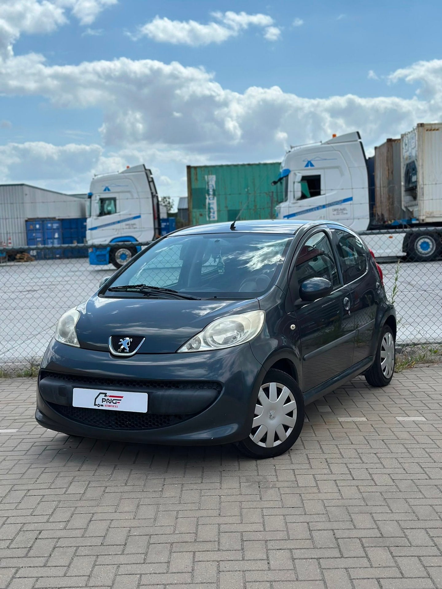 Peugeot 107 1.0-12V AIRCO - NWE APK - ELETRISCHE RAMEN, Voorwielaandrijving, Gebruikt, 4 stoelen, 68 pk