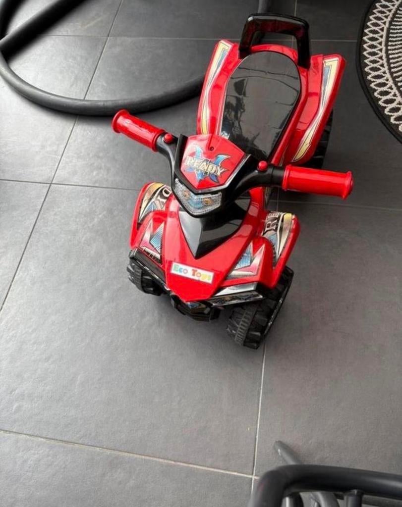 Rode Loopmotor voor Kinderen - Zo Goed als Nieuw, Kinderen en Baby's, Speelgoed | Buiten | Voertuigen en Loopfietsen, Ophalen