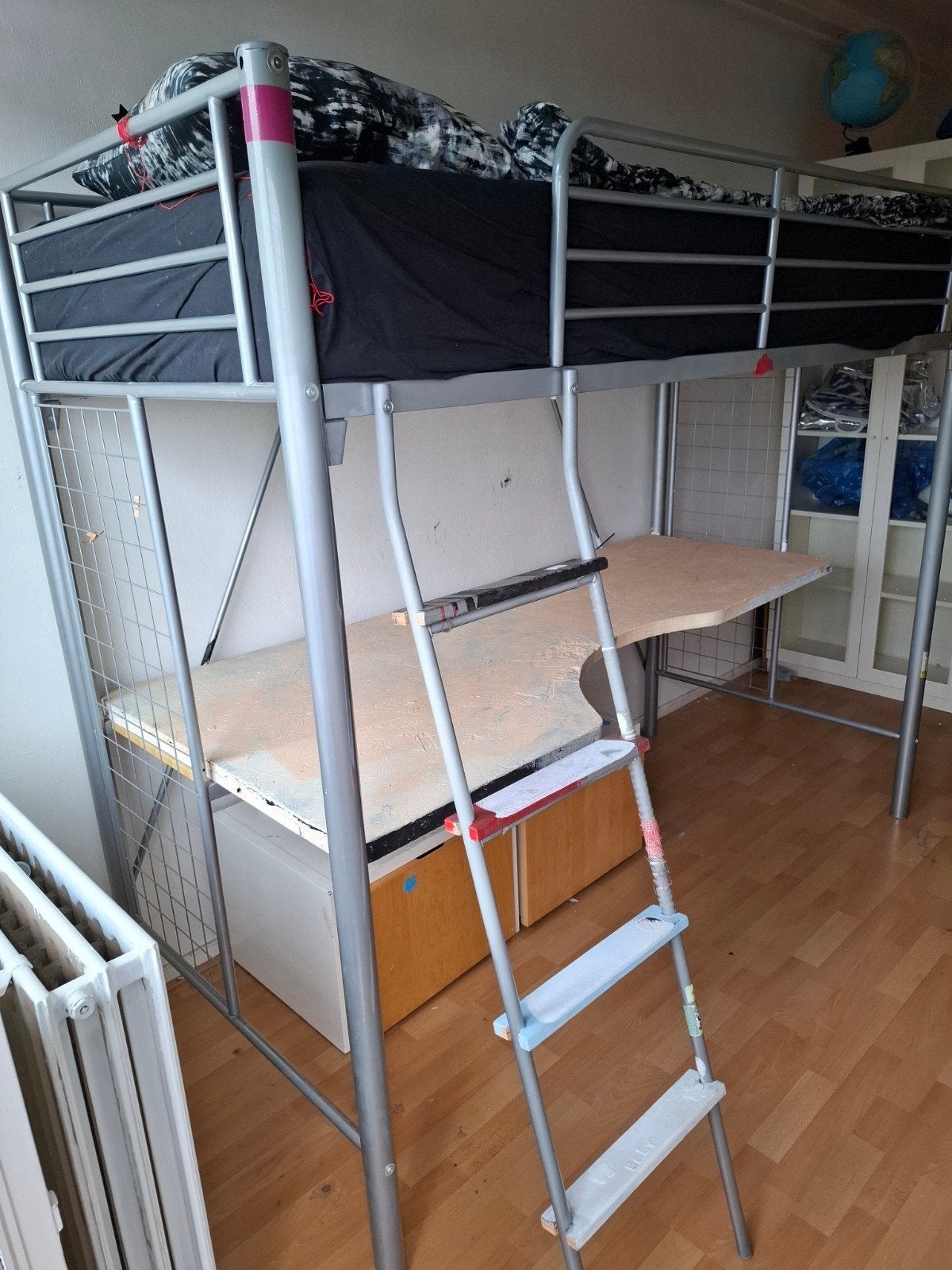 Hoogslaper met bureau - Ideaal voor kleine kamers, Ophalen, Gebruikt, Eenpersoons, 200 cm