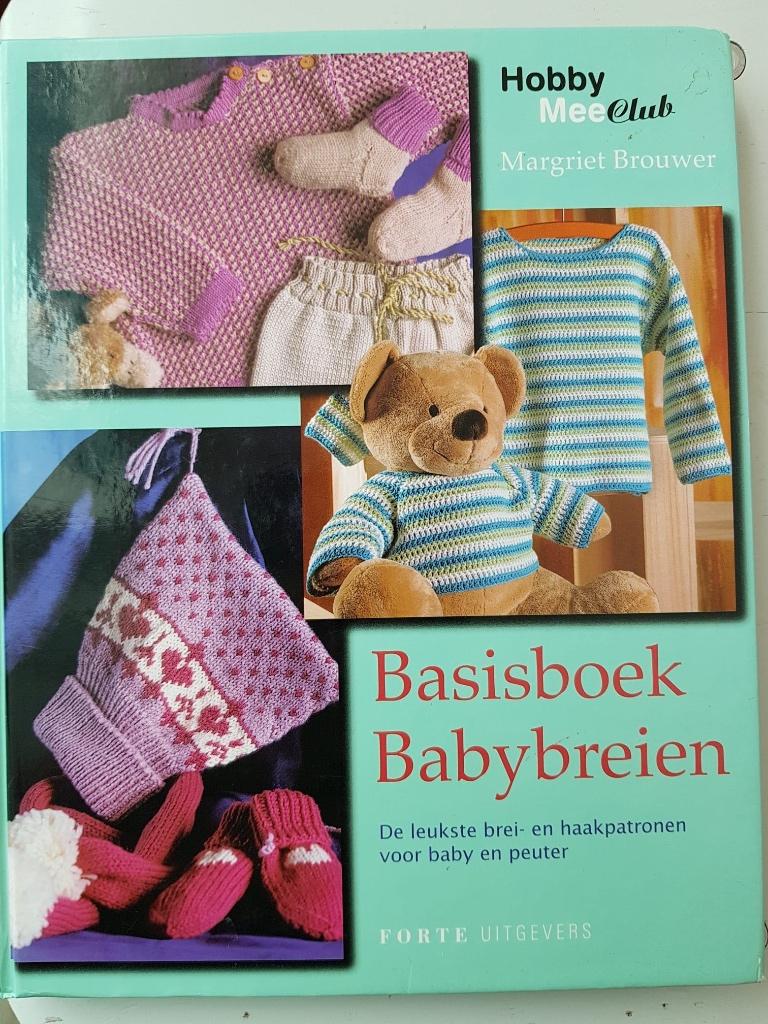 Basis baby breien - Magriet Brouwer, Ophalen of Verzenden, Zo goed als nieuw, Breien of Haken, Patroon of Boek