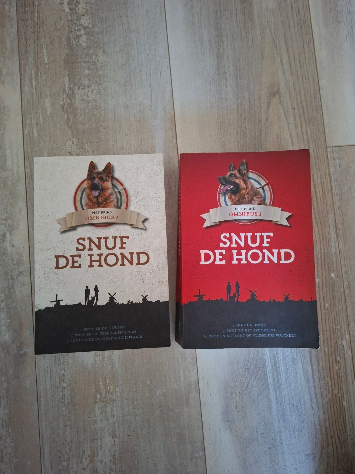 Snuf de Hond Omnibus 1 & 2 - Piet Prins (2 boeken), Boeken, Ophalen of Verzenden, Gelezen