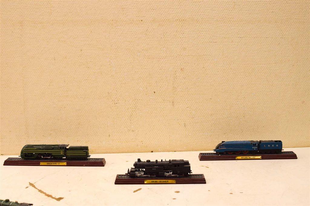 8 stuks treinen 48624, Hobby en Vrije tijd, Wisselstroom, Gebruikt, Wagon, Ophalen of Verzenden