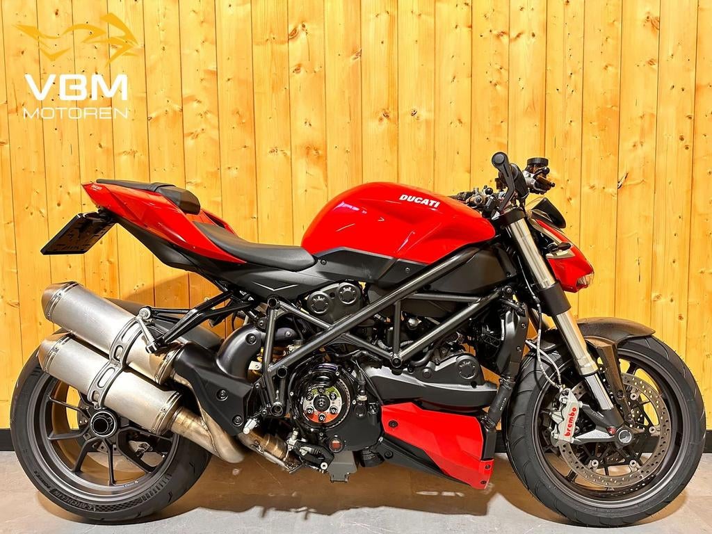 DUCATI STREETFIGHTER  1098 Riemen vervangen! Street Fighter, DUCATI, 2 cilinders, 1099 cc, Motorrijbewijs A