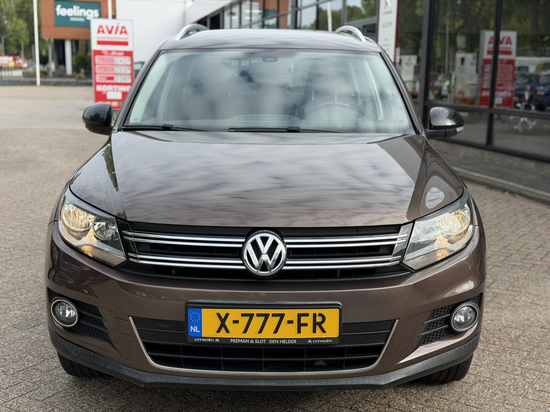 Volkswagen Tiguan 1.4 TSI Comfort&Design (bj 2013), Voorwielaandrijving, Gebruikt, Zwart, 4 cilinders