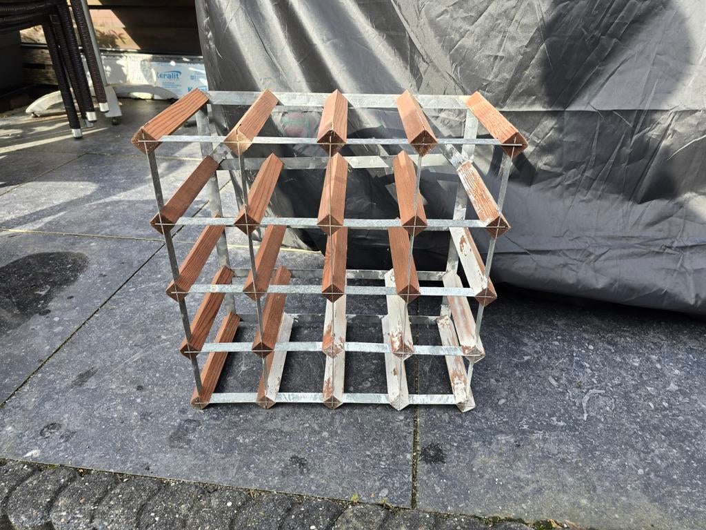 Wijnrek voor 20 flessen - Hout en metaal, Huis en Inrichting, Woonaccessoires | Wijnrekken, Ophalen, Gebruikt, 50 tot 75 cm, 15 tot 25 flessen