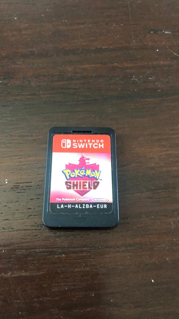 Pokemon Shield - Nintendo Switch, Spelcomputers en Games, Games | Nintendo Switch, Avontuur en Actie, Gebruikt, 1 speler, Ophalen of Verzenden