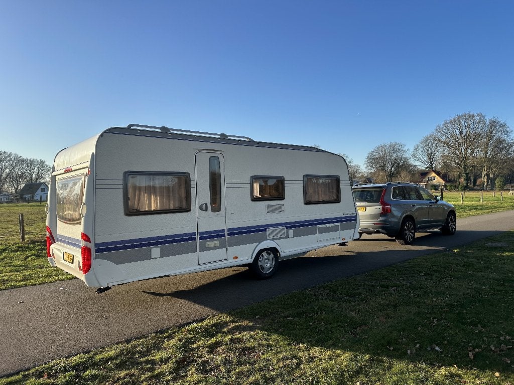 Hobby Excellent 540UL, 2007 enkele bedden, mover, bovag 2026, Caravans en Kamperen, Hobby, Particulier, 5 tot 6 meter, 1000 - 1250 kg