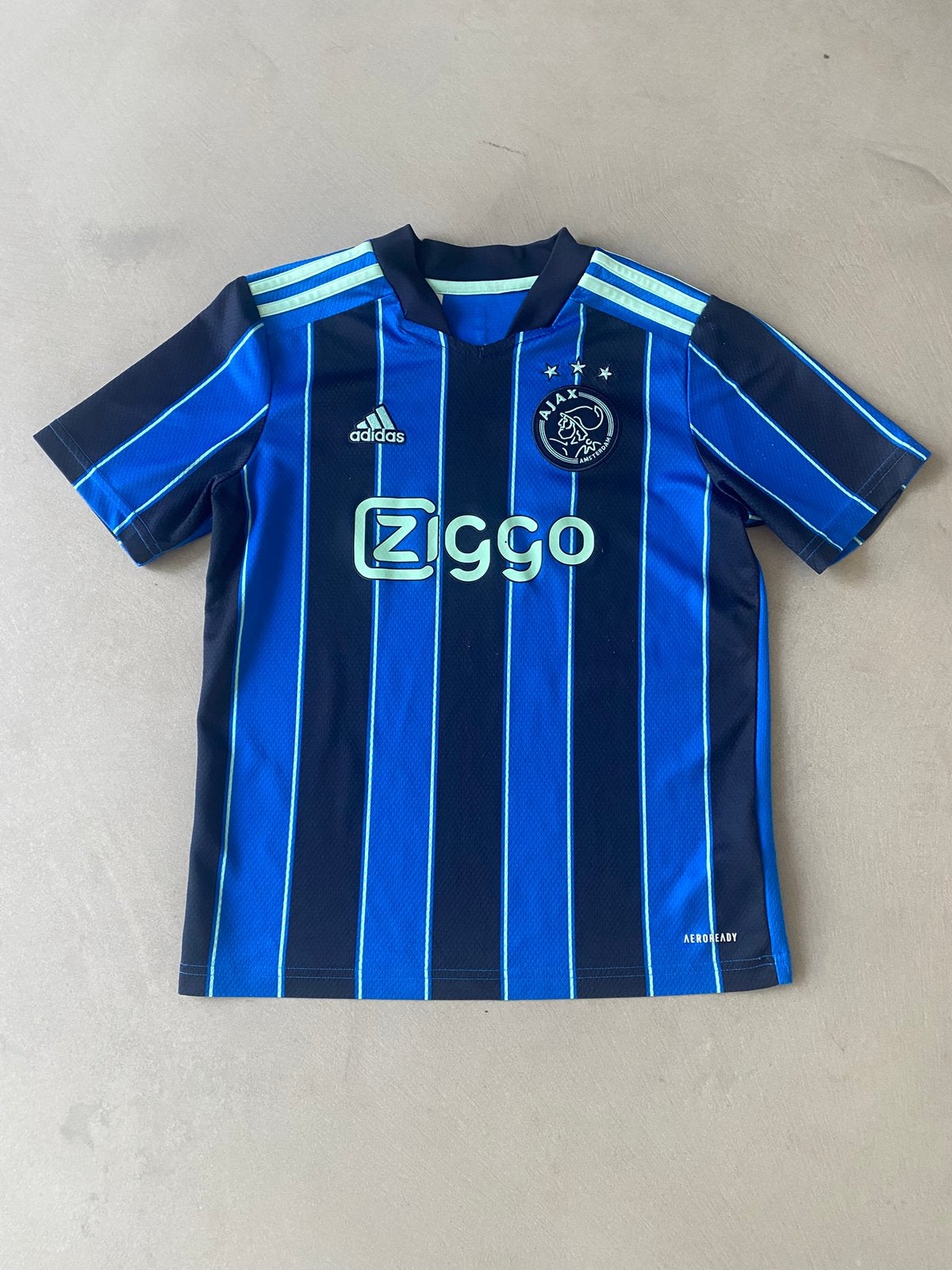 Ajax voetbaltenue, Sport en Fitness, Voetbal, Maat XS of kleiner, Ophalen of Verzenden, Gebruikt, Set