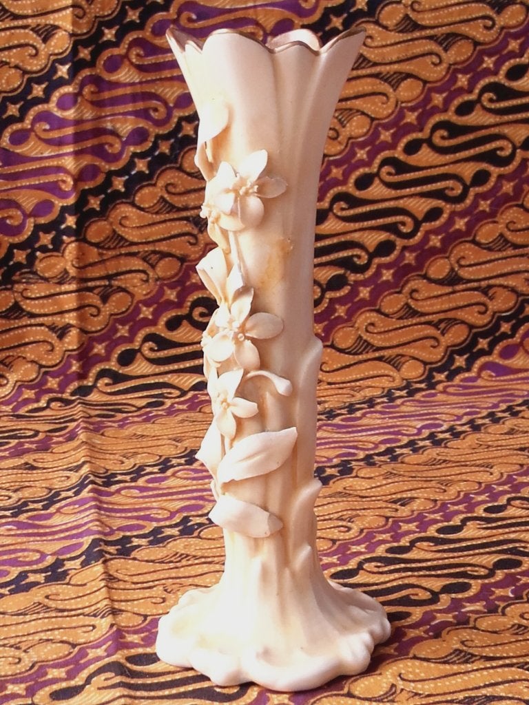 Antiek vaasje uit Engeland van Burslem Doulton porselein., Ophalen of Verzenden