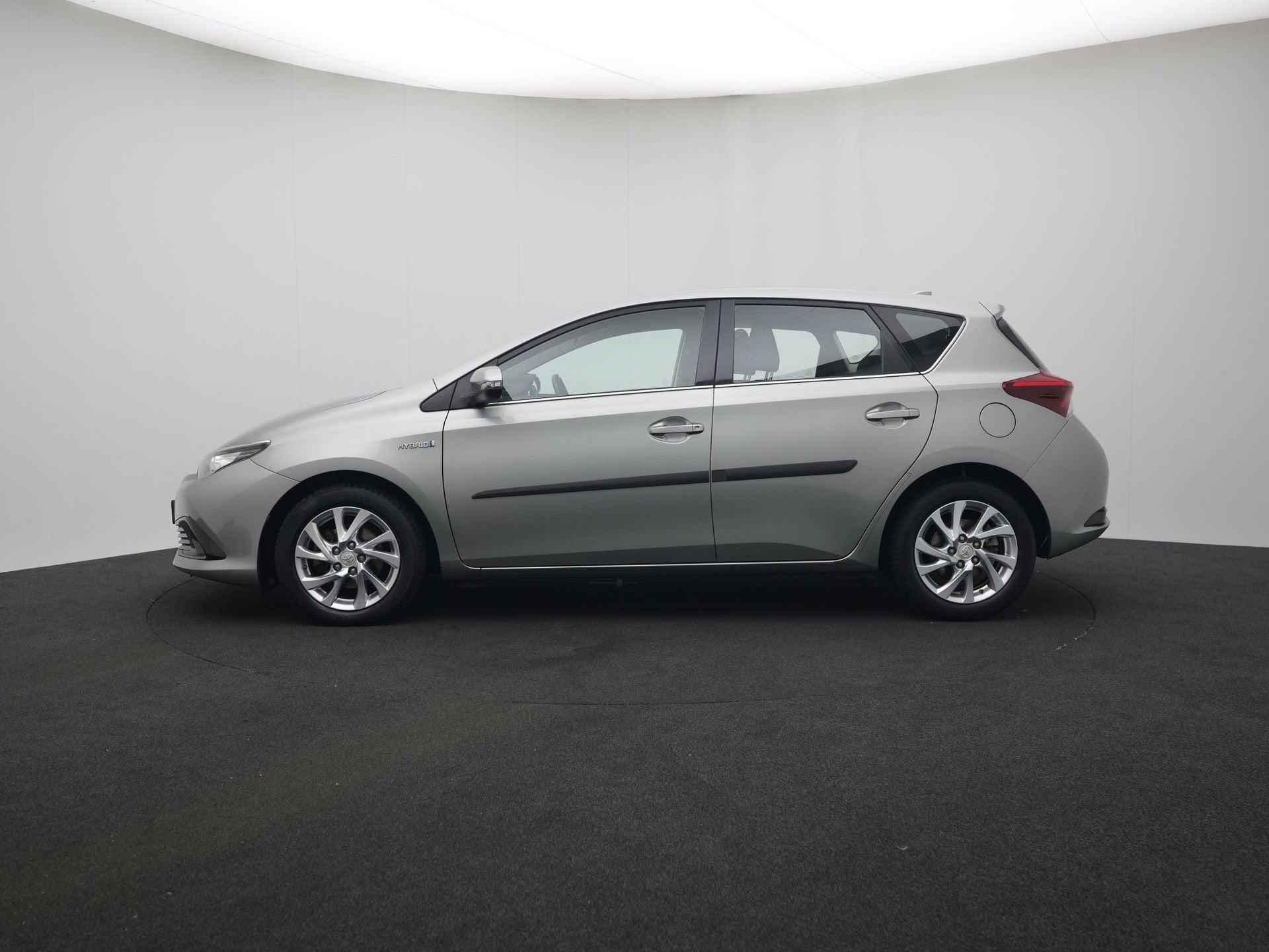 Toyota Auris 1.8 Hybrid Aspiration | NL Auto | Navigatie | C, 12 maanden, Gebruikt, Euro 6, 4 cilinders