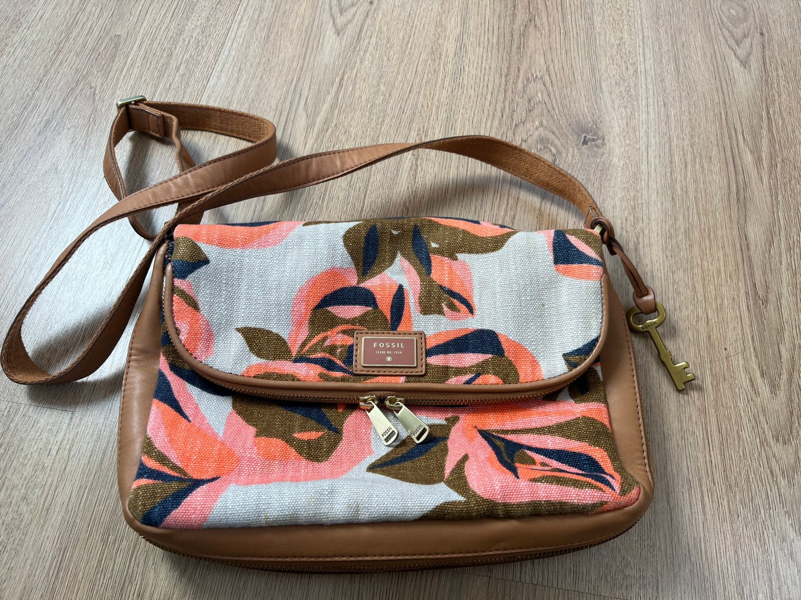 Fossil bruin roze tas, Bruin, Schoudertasje, Ophalen of Verzenden, Zo goed als nieuw