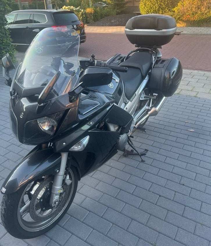 Yamaha FJR1300 Toermotor met topkoffer en zijkoffers, Motoren, Motoren | Yamaha, Gebruikt, Particulier, Toermotor, ABS