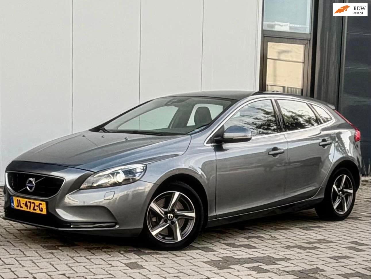 Volvo V40 2.0 D3 Summum, Auto's, Voorwielaandrijving, Dealer onderhouden, 28 km/l, Gebruikt