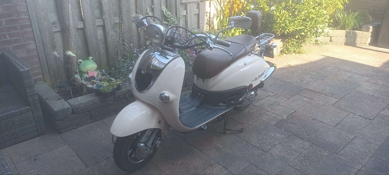 La Souris  retro scooter., Ophalen, Benzine