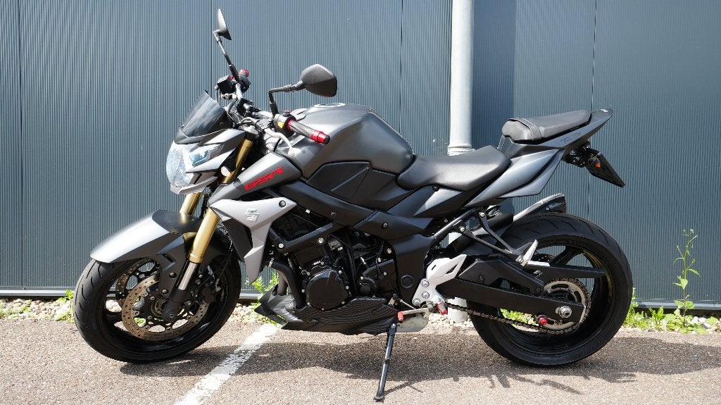 SUZUKI GSR750 GSX 2014 met MIVV uitlaat, Sportuitlaat, 4 cilinders, Motorrijbewijs A, 749 cc