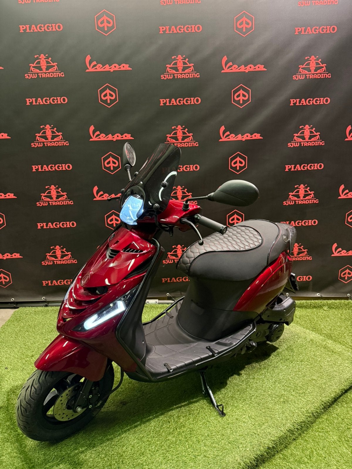 Piaggio Zip 2022 Brom! SP Candy Red / RS Zadel / Turbokit!, Fietsen en Brommers, Scooters | Overige merken, Ophalen of Verzenden