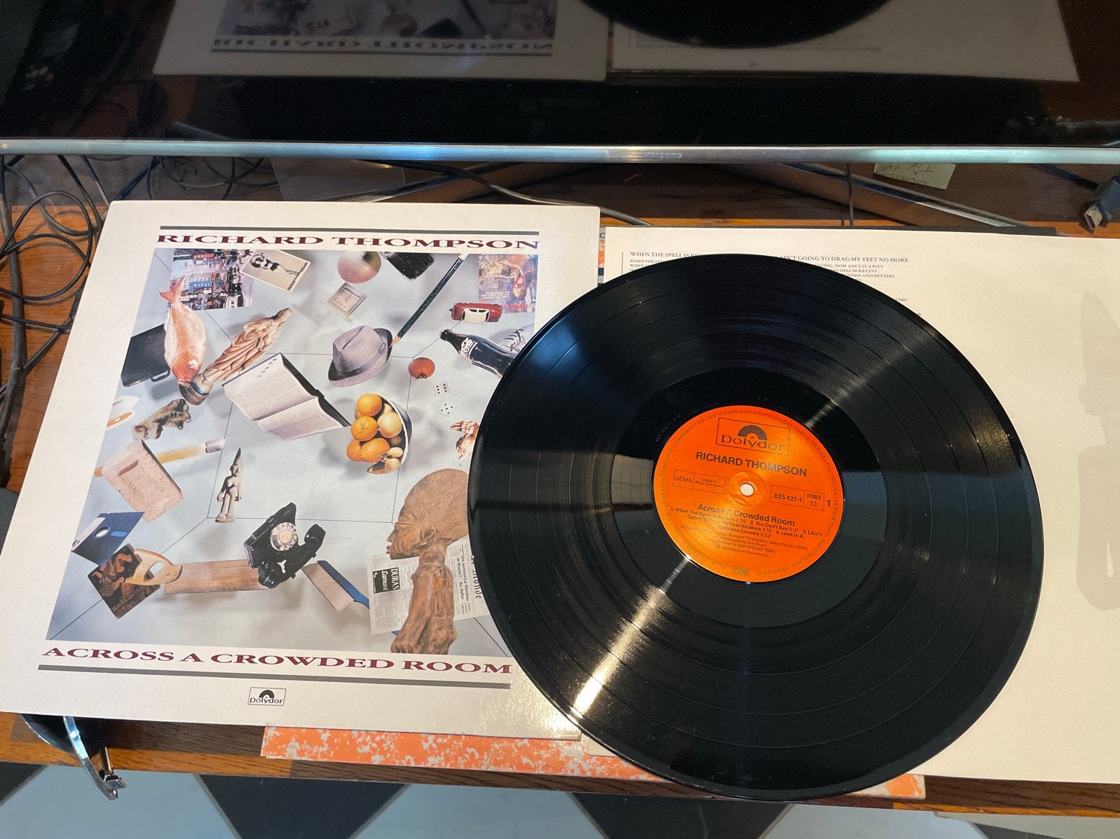 Richard Thompson - Across a Crowded Room LP (Polydor), LP, Singer-songwriter, Gebruikt, Ophalen of Verzenden
